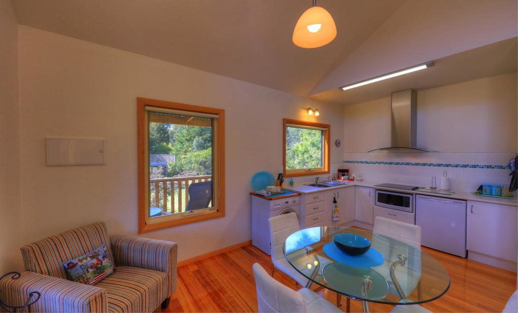 Roosters Rest Bed & Breakfast Port Sorell